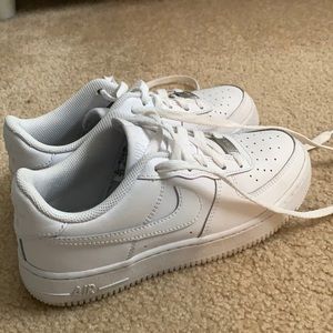 Nike Air Force 1 - size 4Y/fits like 6